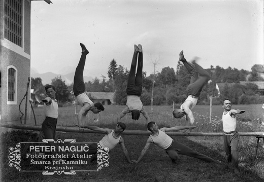 Skupina Orlov pri vajah v Komendi - Naglic 1263