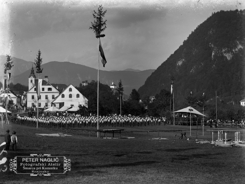 Proste vaje Orlov na dekanovem travniku v Kamniku - Naglic 1283