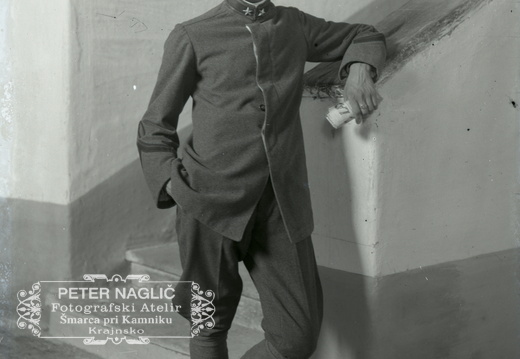 Italijanski ujetnik brivec - 82  1159