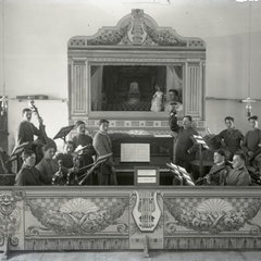 Italijanskii ujetniki pri godbi - 77  1087