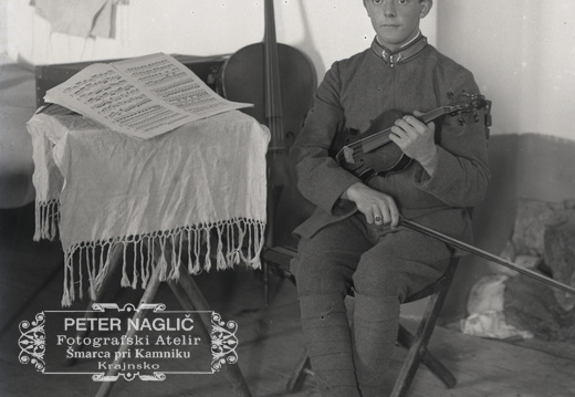 Italijanski ujetnik kot muzikant - 73  1032