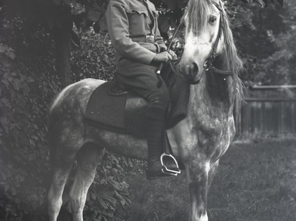 Gefreiter na konju - 70  990