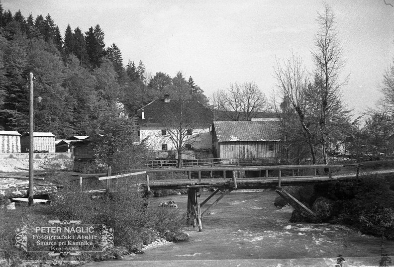 F_1932_3_3_002.jpg