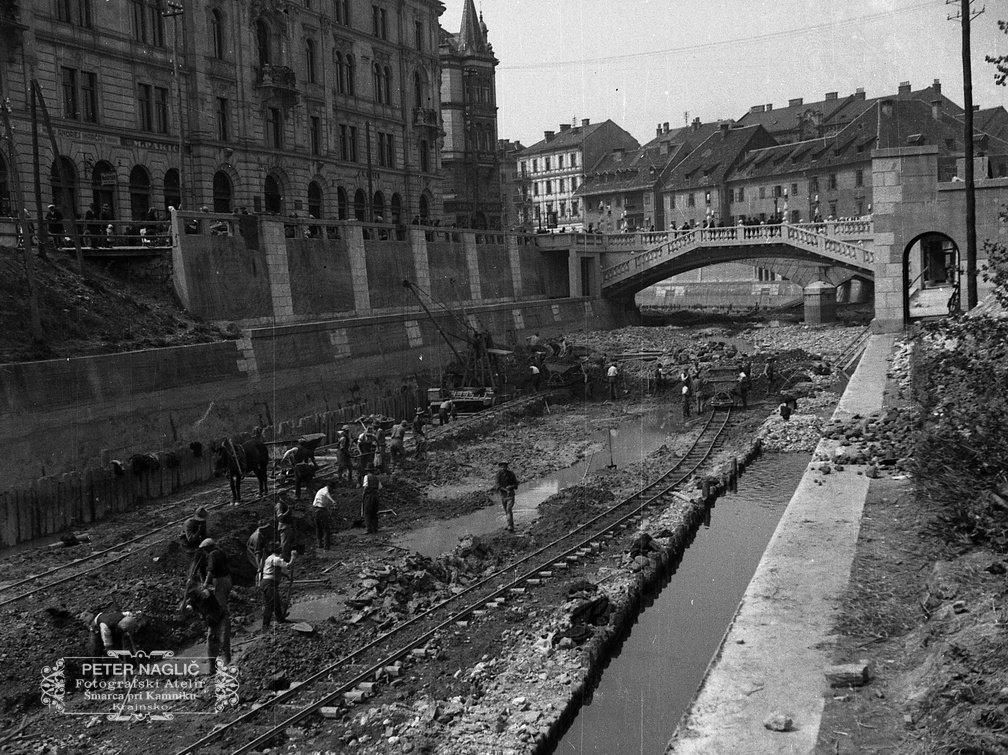 Tromostovje, ureditev struge Ljubljanice, 1933 - F 1933 2 13 002